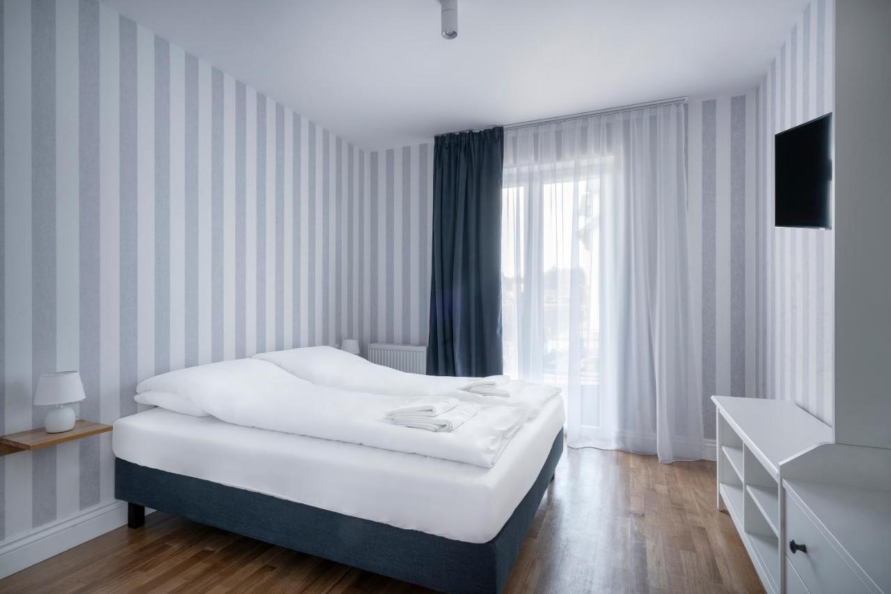 W Starym Porcie - Apartament - 2 Sypialnie クリニツァ・モルスカ エクステリア 写真